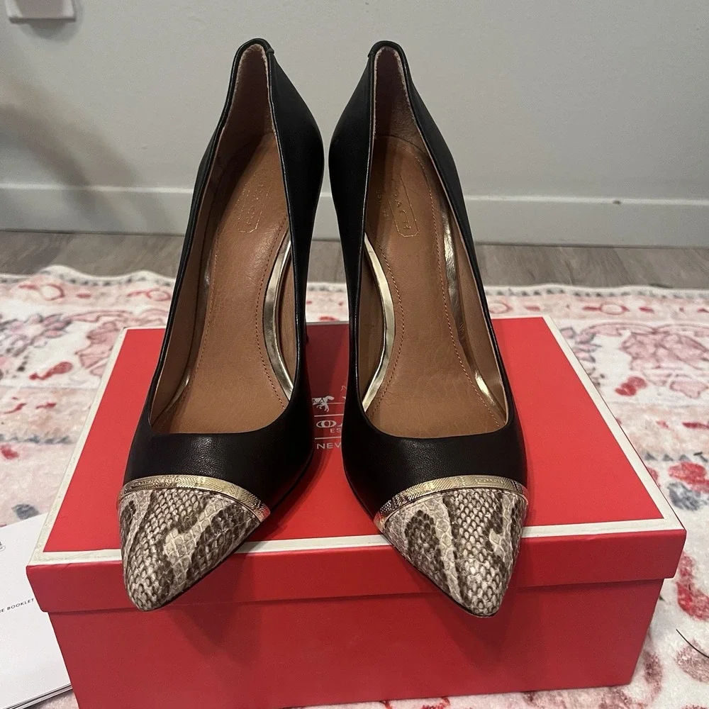 Coach Shoes Size 7.5B Black Heel with Snake Skin Pointed Toe and Gold Band Box